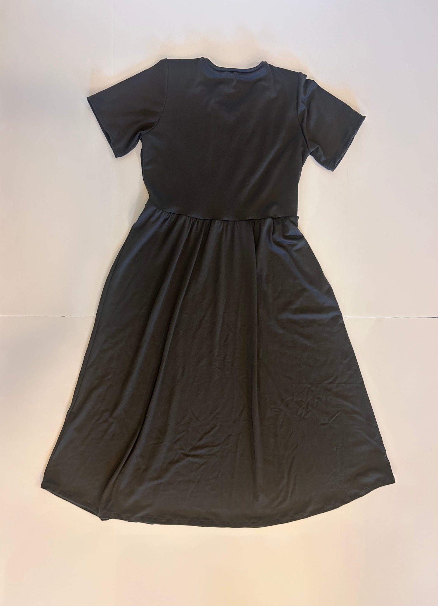 100% Merino Wool Breastfeeding Dress, Size XL, *Defect* - Ready to shi Homespun by Ruth 100% Merino Wool Breastfeeding Dress, Size XL, *Defect* - Ready to shi Homespun by Ruth